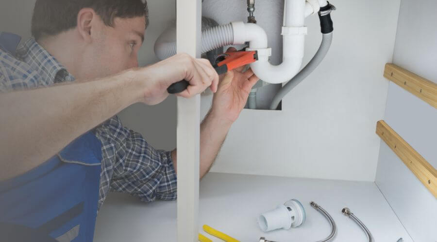 Professional emergency plumbing in Menard, TX